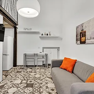 Apartment Loft Spritz Nel Centro Di Milano, Via Sottocorno, Porta Vittoria Milan